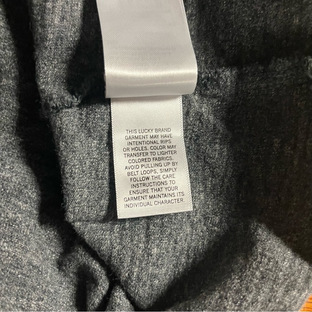 Lucky Brand men’s size XL gray shirt sleeve polo - Picture 6 of 6